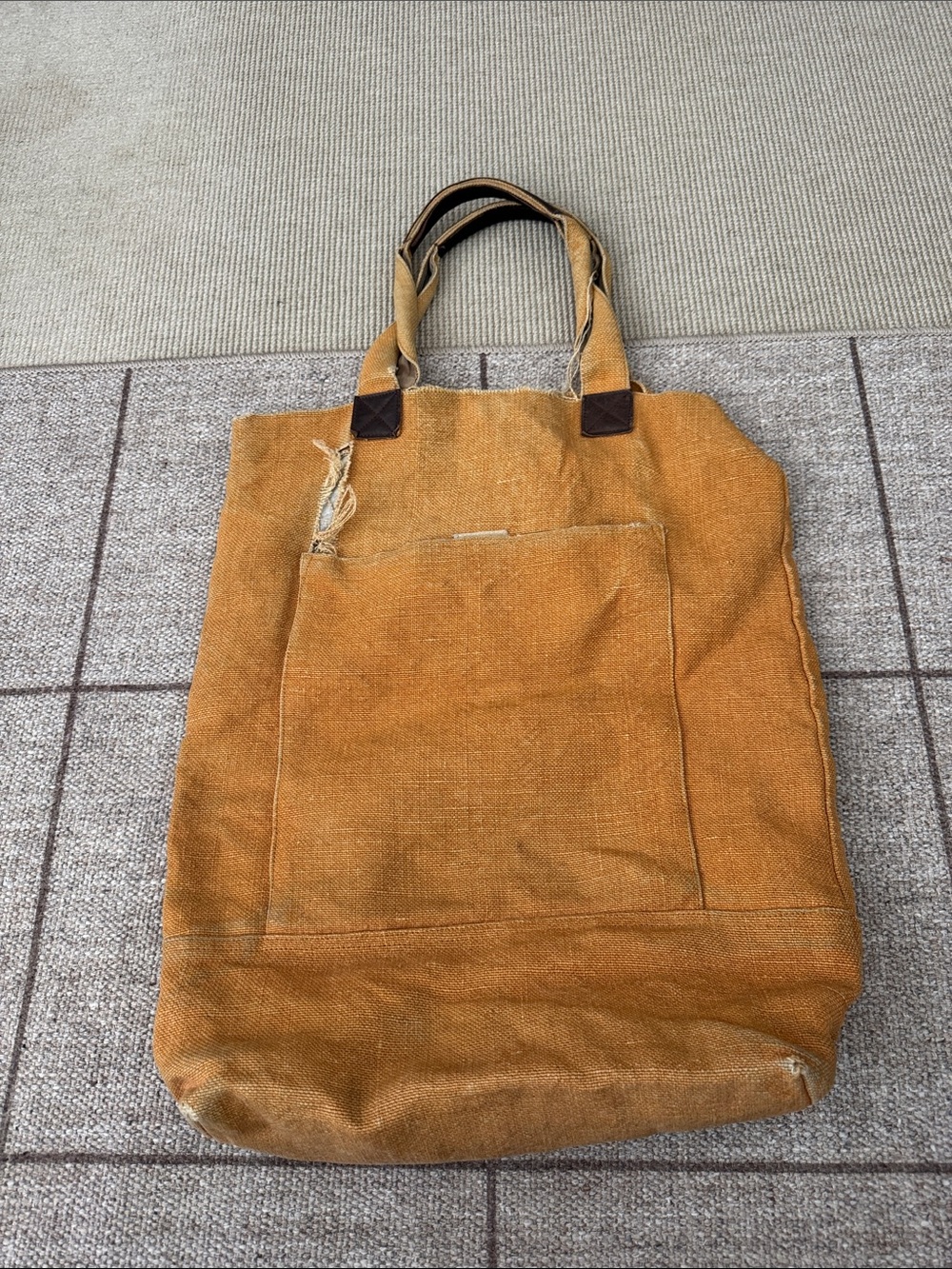 Roost Carryall bag
